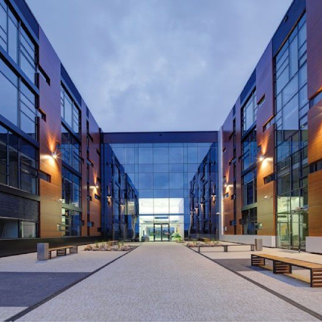 Inwestorzy i partnerzy